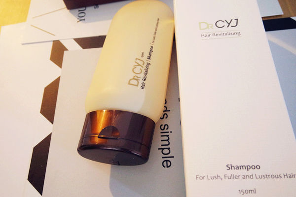 (保養分享)♥令人有驚喜感，感覺很超值的美妝驚喜盒【butybox】12月開箱文