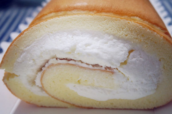 蛋糕口感扎實,香氣濃厚,吃完喜悅之情蛋糕【Aposo艾波索幸福甜點】