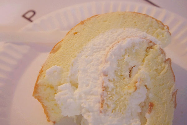 蛋糕口感扎實,香氣濃厚,吃完喜悅之情蛋糕【Aposo艾波索幸福甜點】