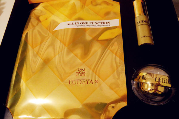 獨家微臻技術,雙天后的熱愛【LUDEYA經典修護微臻三件組】