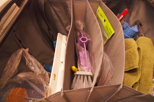 (居家分享)♥想要省時又省力,台中居家清潔,【魔法職人】正妹到府清潔,換你乾淨居家環境