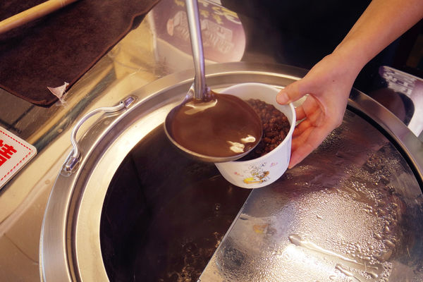 （FoOd桃園)♥平價甜湯推薦，超軟Q圓的【桃園忠孝熱甜湯】