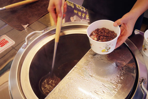 （FoOd桃園)♥平價甜湯推薦，超軟Q圓的【桃園忠孝熱甜湯】