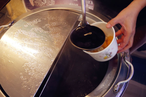 （FoOd桃園)♥平價甜湯推薦，超軟Q圓的【桃園忠孝熱甜湯】