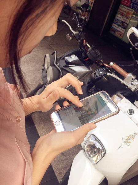 【FootPoint】邊逛街邊享受踩點解任務樂趣,不需花費還可以讓金幣變成禮物呢!