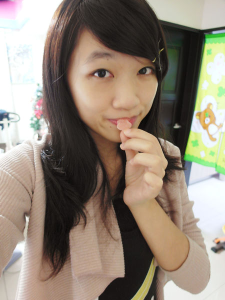 (體驗分享)♥可愛包裝，最佳的零嘴良伴，療癒系花型【Comely康蜜麗益生菌軟糖】