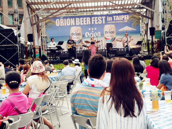 (參訪分享)♥【沖繩啤酒節】第三度在台舉辦，熱鬧又充滿熱情洋溢的歡樂啤酒嘉年華