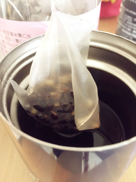 (體驗分享)♥四季皆宜養生【阿華師茶業】養顏美容紅豆紫米薏仁水&促進新陳代謝黑豆水
