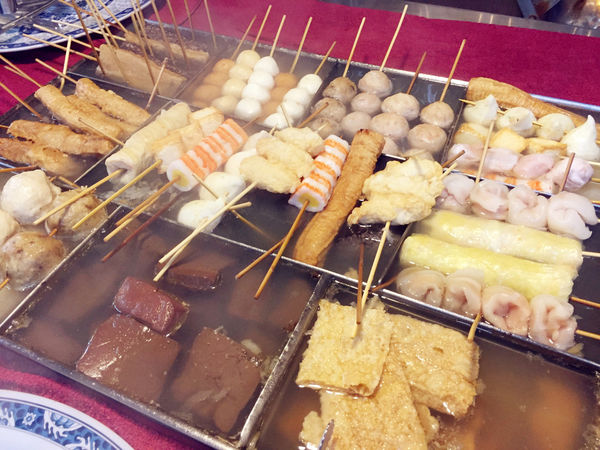 （FoOd桃園)♥【高雄黑輪大王】南部必吃道地的平價小吃，南部風味好吃的海鮮意麵和關東煮