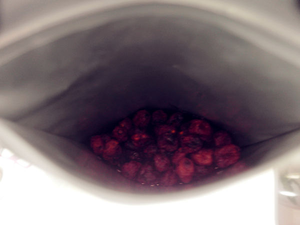 (體驗分享)♥【森の果物】天然嚴選，大顆飽滿又健康的莓紅色整粒蔓越莓果乾以及有機甘栗