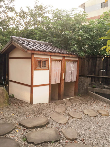 雅虎首頁文（FoOd南投)♥〔小串居酒屋〕彷彿任意門穿縮來到日本的庭園造景美味居酒屋