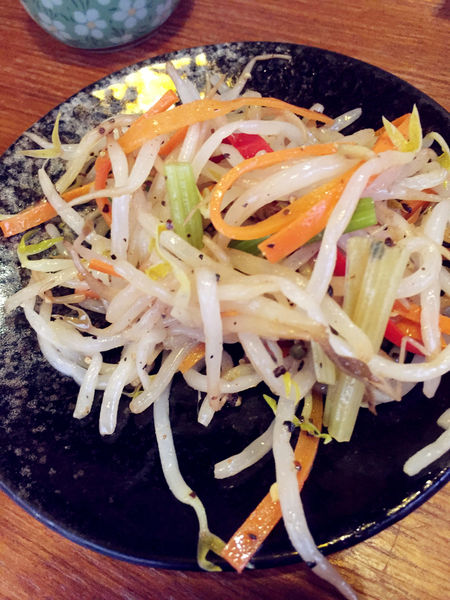 雅虎首頁文（FoOd南投)♥〔小串居酒屋〕彷彿任意門穿縮來到日本的庭園造景美味居酒屋