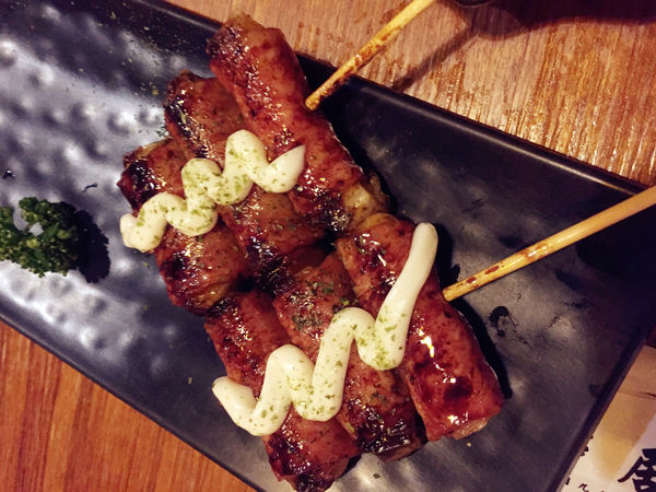 雅虎首頁文（FoOd南投)♥〔小串居酒屋〕彷彿任意門穿縮來到日本的庭園造景美味居酒屋