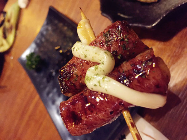 雅虎首頁文（FoOd南投)♥〔小串居酒屋〕彷彿任意門穿縮來到日本的庭園造景美味居酒屋