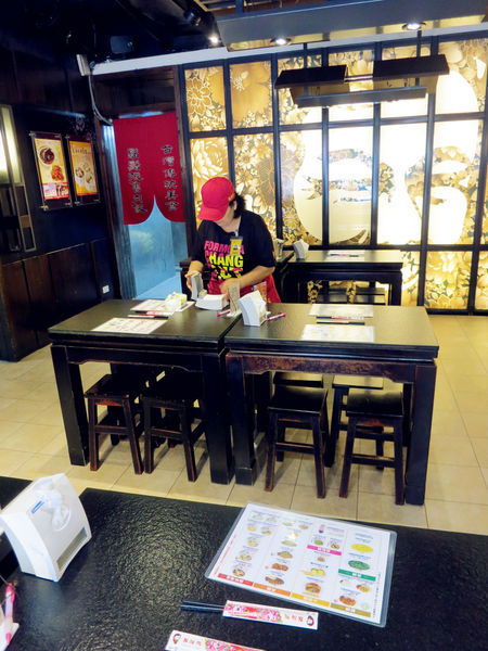 『105年餐飲老店故事行銷計畫:食旅臺灣味 』台北城散步,巡訪美味,古蹟