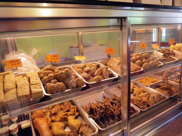 『105年餐飲老店故事行銷計畫:食旅臺灣味 』台北城散步,巡訪美味,古蹟