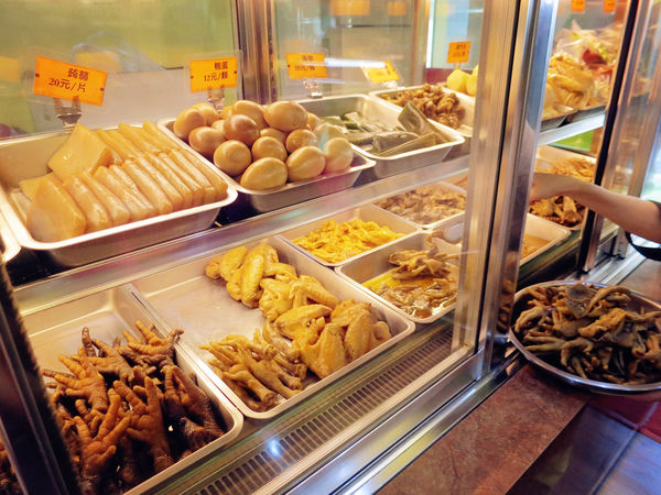 『105年餐飲老店故事行銷計畫:食旅臺灣味 』台北城散步,巡訪美味,古蹟