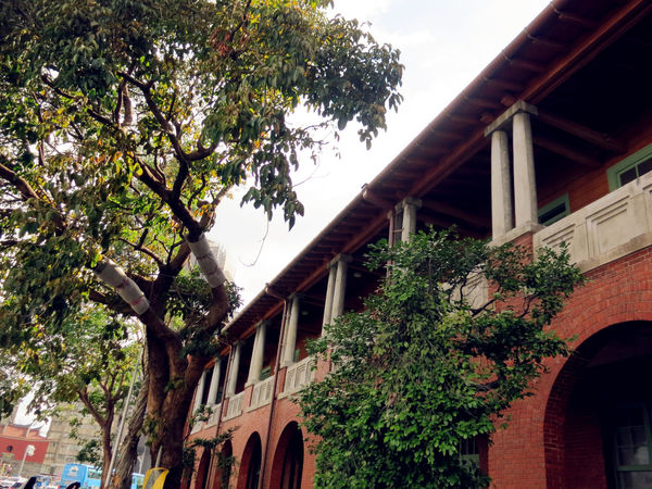 『105年餐飲老店故事行銷計畫:食旅臺灣味 』台北城散步,巡訪美味,古蹟