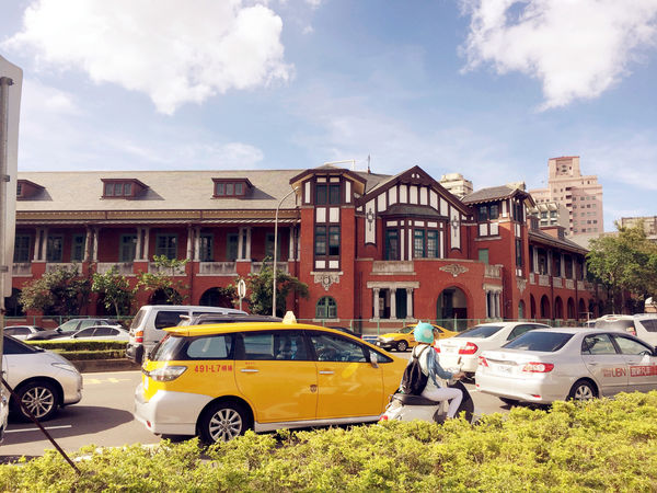 『105年餐飲老店故事行銷計畫:食旅臺灣味 』台北城散步,巡訪美味,古蹟