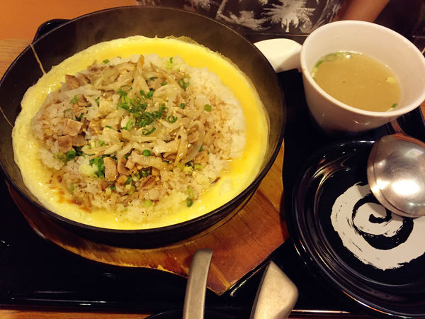 雅虎首頁文（FoOd桃園)♥〔花月嵐拉麵〕期間限定口味超濃郁咖哩湯頭拉麵
