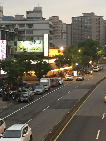 雅虎首頁文（FoOd新北)♥〔八條壽司〕在充滿日本氛圍的櫻花林裡享用美味平價日式餐點