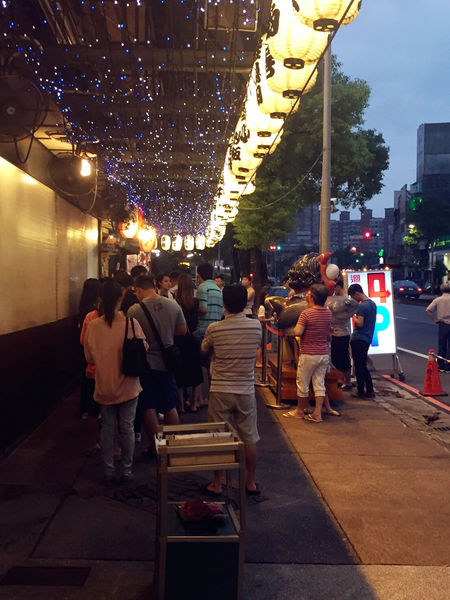 雅虎首頁文（FoOd新北)♥〔八條壽司〕在充滿日本氛圍的櫻花林裡享用美味平價日式餐點