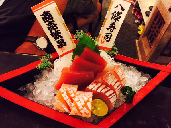 雅虎首頁文（FoOd新北)♥〔八條壽司〕在充滿日本氛圍的櫻花林裡享用美味平價日式餐點