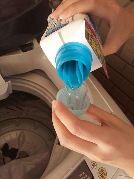 日本每兩秒賣出一包〔LION獅王奈米樂超濃縮洗衣精〕洗淨不殘留,各種衣物適用