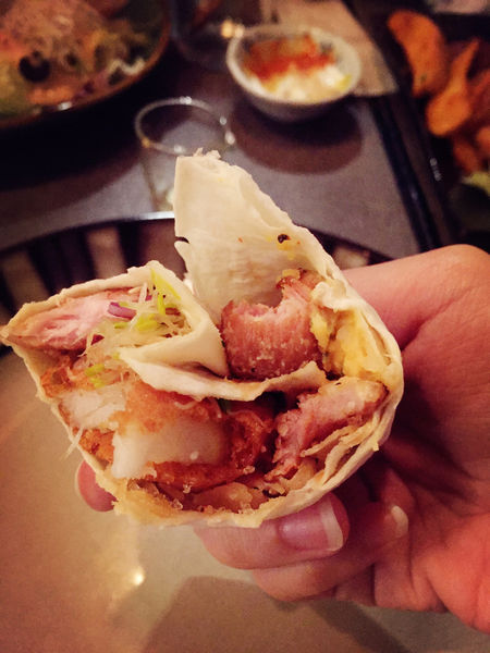 （FoOd台中)♥自己動手捲的料理〔昨日花卷〕，創意料理無國界，想吃什麼就加什麼