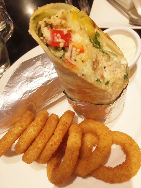 【巷弄X台北】新北淡水區《Kooks異嗑堂》美式風情滿載，隱藏巷弄的美味餐點