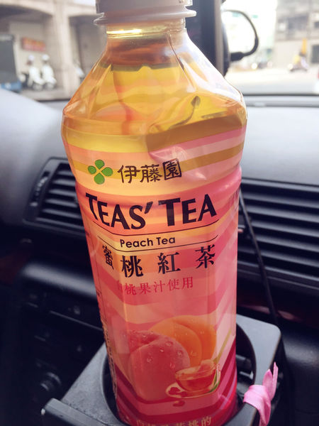 爽口甘甜都有的[日商沖繩伊藤園〕不苦澀抹茶茉莉綠茶,果香蘋果紅茶,蜜桃紅茶