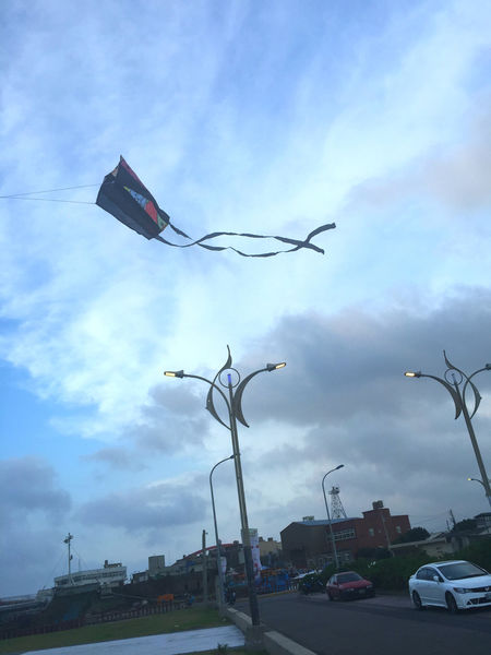 萊爾富 青春Fly high夢想飛行風箏,一起擁有愛與夢想,大膽作夢大膽飛行