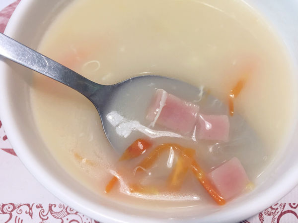 雅虎首頁文（FoOd南投)♥乾淨明亮營帳蓬式的特色牛排館〔甜媽媽牛排館〕