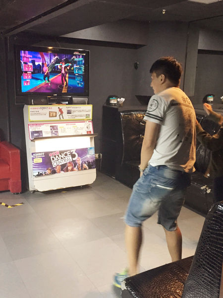 令人放鬆療癒休閒娛樂場所-E7PLAY一票玩到底,遊戲也可以吃到飽（三重館）