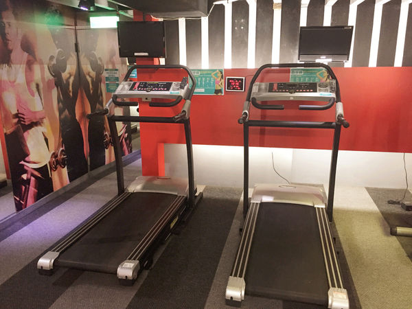 令人放鬆療癒休閒娛樂場所-E7PLAY一票玩到底,遊戲也可以吃到飽（三重館）