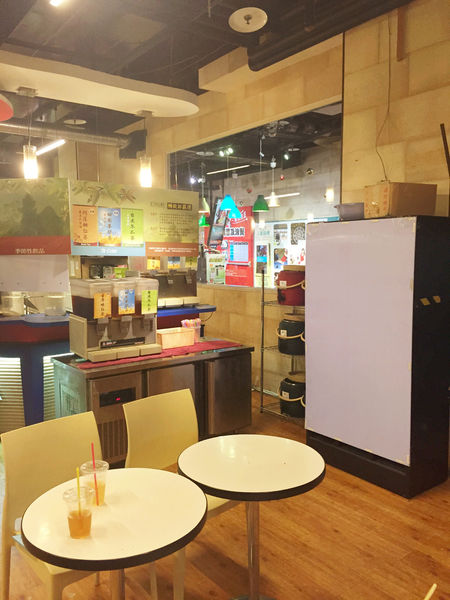 令人放鬆療癒休閒娛樂場所-E7PLAY一票玩到底,遊戲也可以吃到飽（三重館）