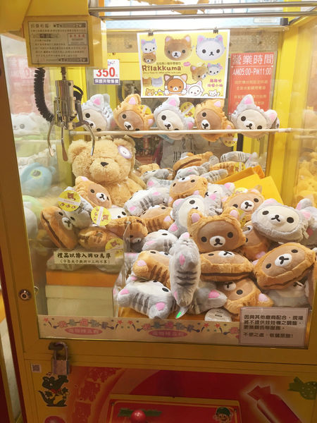 令人放鬆療癒休閒娛樂場所-E7PLAY一票玩到底,遊戲也可以吃到飽（三重館）