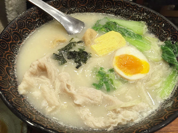 （FoOd桃園)♥湯頭很清淡麵條很Q彈整碗湯都可以喝光光的[三禾手打麵]