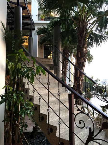 （FoOd南投)♥歐式城堡吃自助排餐享受靜謐夜晚-181領袖莊園 Fashion Leader Manor