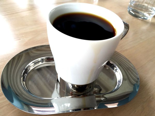 （FoOd南投)♥鄉村裡的粉紅小屋－山景盡收眼底的[一窩風cafe'-咖啡山賊團]