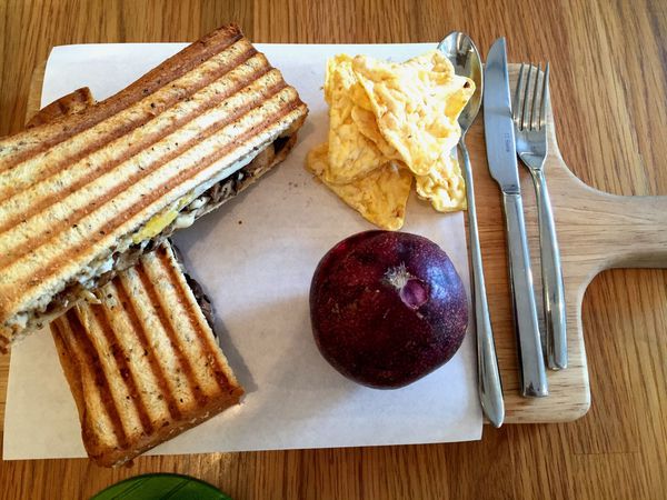 （FoOd桃園)♥窩客島推薦文－小倆口享受那種不一樣氛圍的聖誕大餐－好拾日咖啡的美好時光