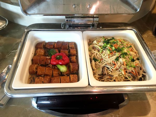 （FoOd雲林)♥舅公請吃飯-菜色多樣化的劍湖山王子大飯店自助餐初食咖啡口味的糖心蛋