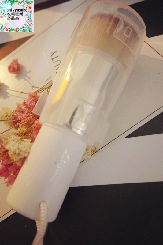 保養分享【LSY林三益】臉部清潔更省時的淨顏刷，不沾手小魔刷，好一個敷面膜的好幫手