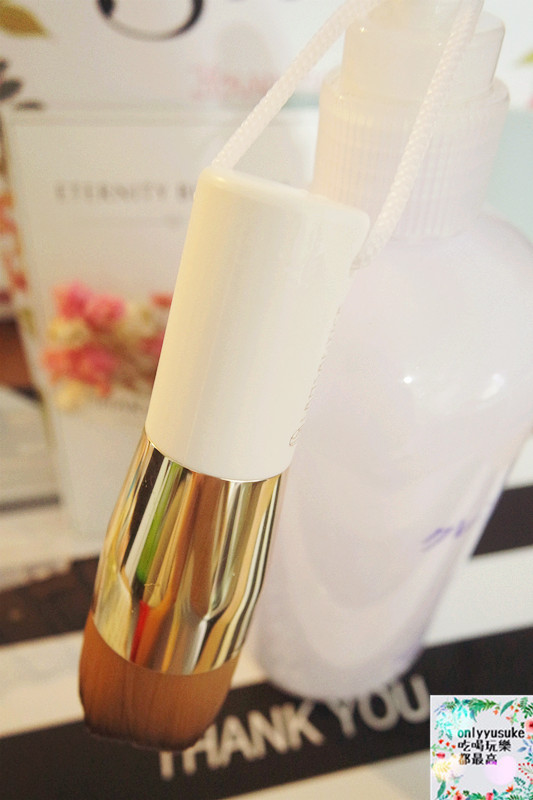 保養分享【LSY林三益】臉部清潔更省時的淨顏刷，不沾手小魔刷，好一個敷面膜的好幫手