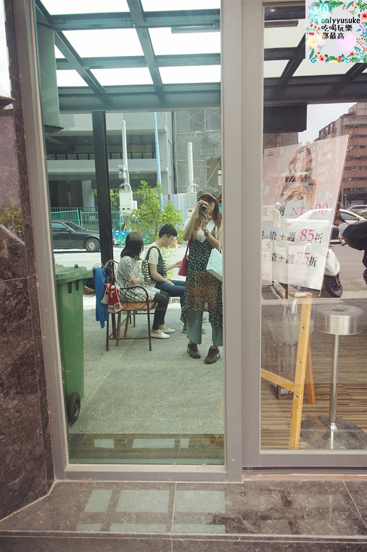 美髮台中-走進【VS. HAIR】從媽媽變回少女,台中逢甲染髮,燙髮 ,髮型設計推薦