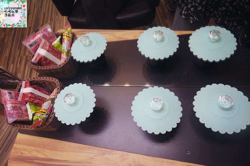 美髮台中-走進【VS. HAIR】從媽媽變回少女,台中逢甲染髮,燙髮 ,髮型設計推薦