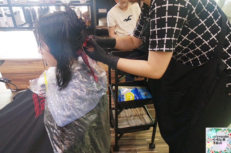 美髮台中-走進【VS. HAIR】從媽媽變回少女,台中逢甲染髮,燙髮 ,髮型設計推薦