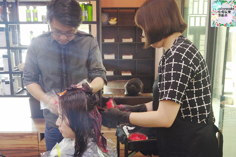 美髮台中-走進【VS. HAIR】從媽媽變回少女,台中逢甲染髮,燙髮 ,髮型設計推薦