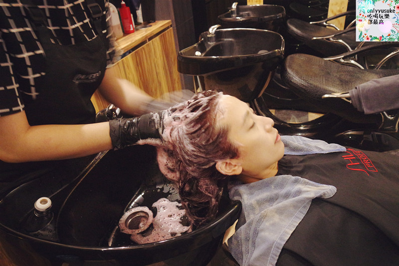 美髮台中-走進【VS. HAIR】從媽媽變回少女,台中逢甲染髮,燙髮 ,髮型設計推薦