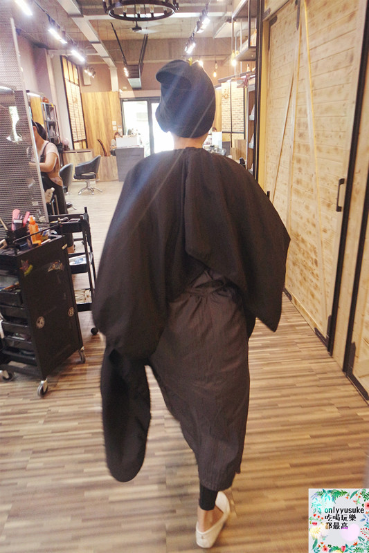 美髮台中-走進【VS. HAIR】從媽媽變回少女,台中逢甲染髮,燙髮 ,髮型設計推薦